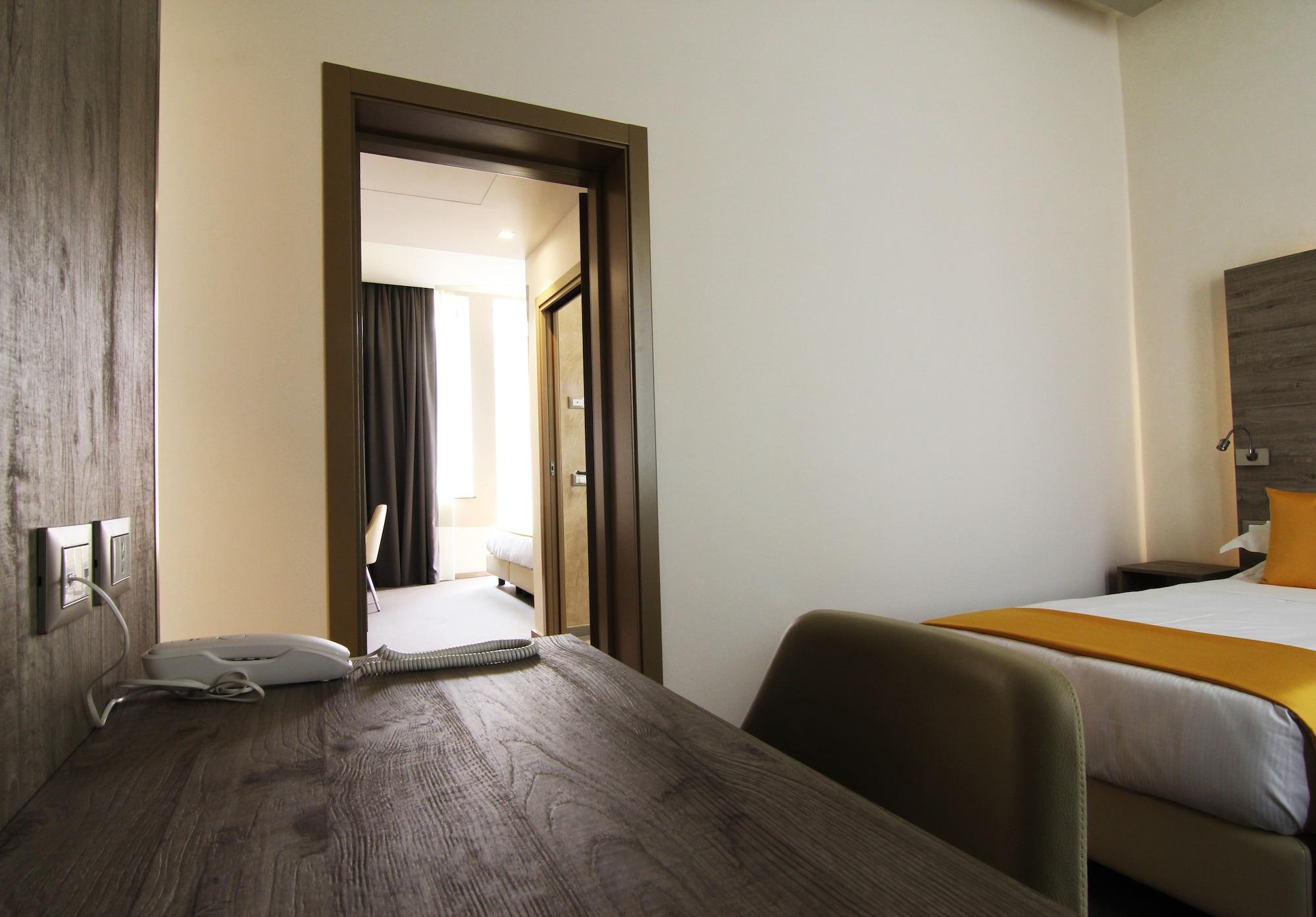 Sole Hotel Verona Esterno foto