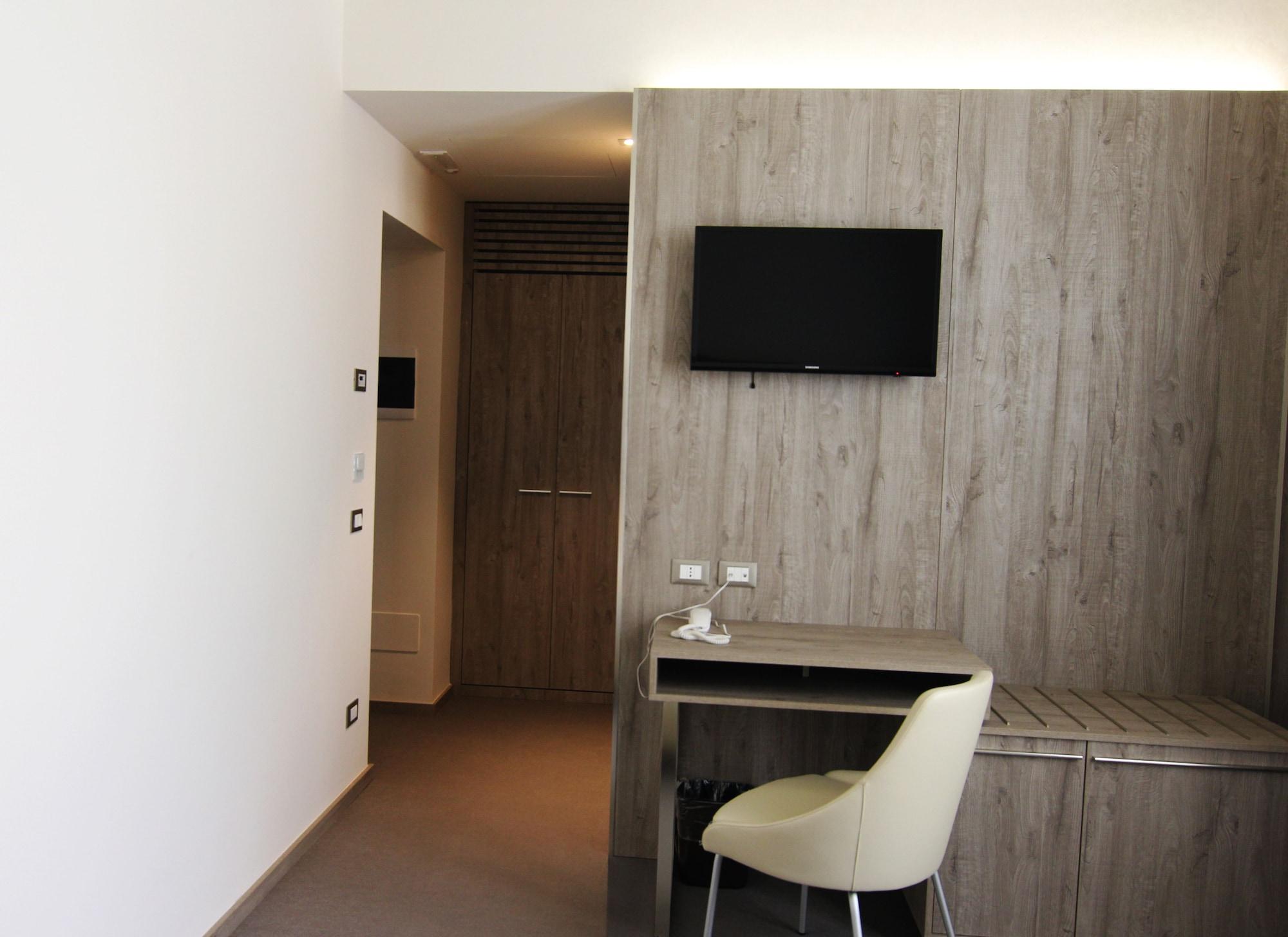 Sole Hotel Verona Esterno foto
