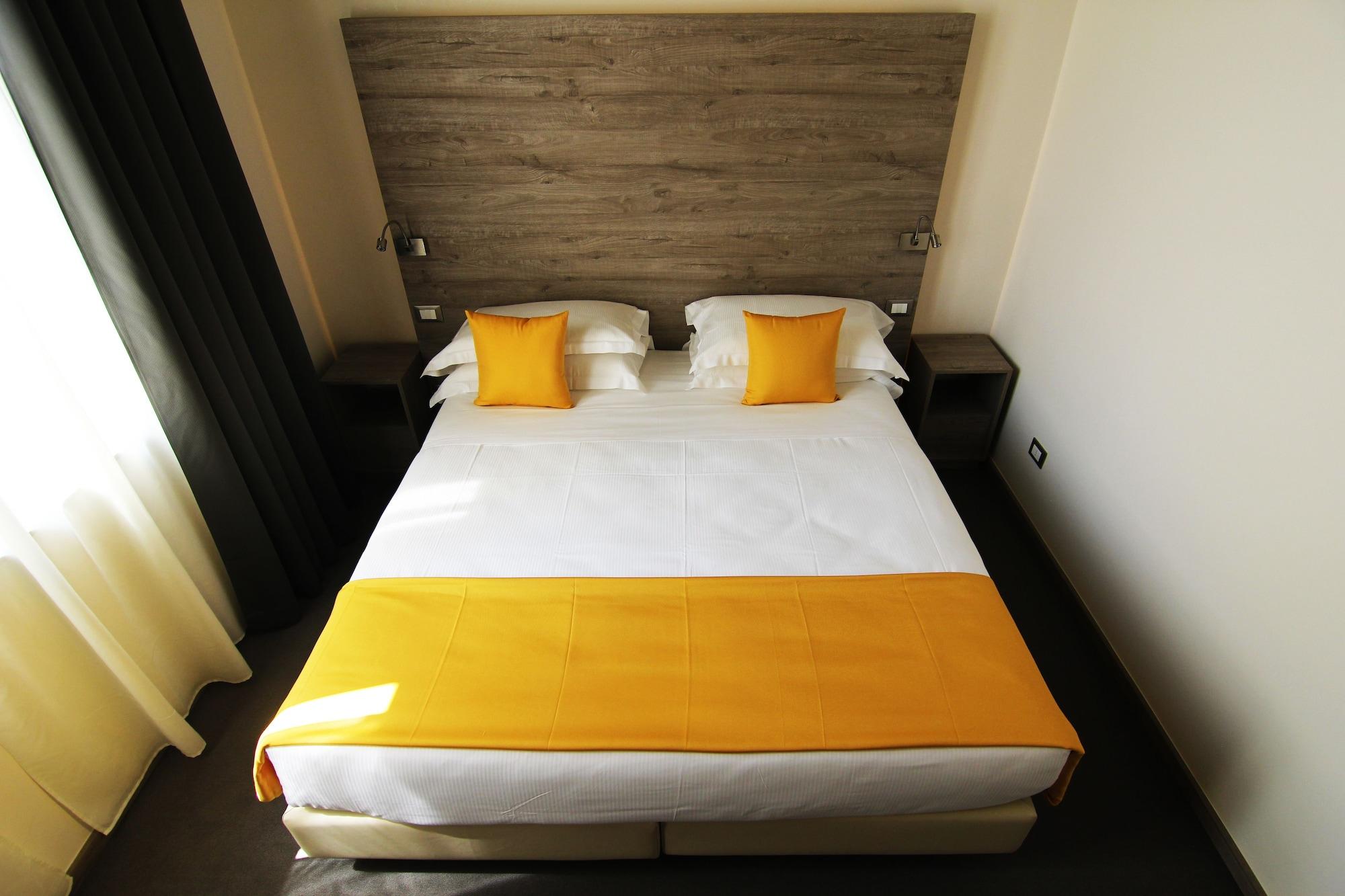 Sole Hotel Verona Esterno foto